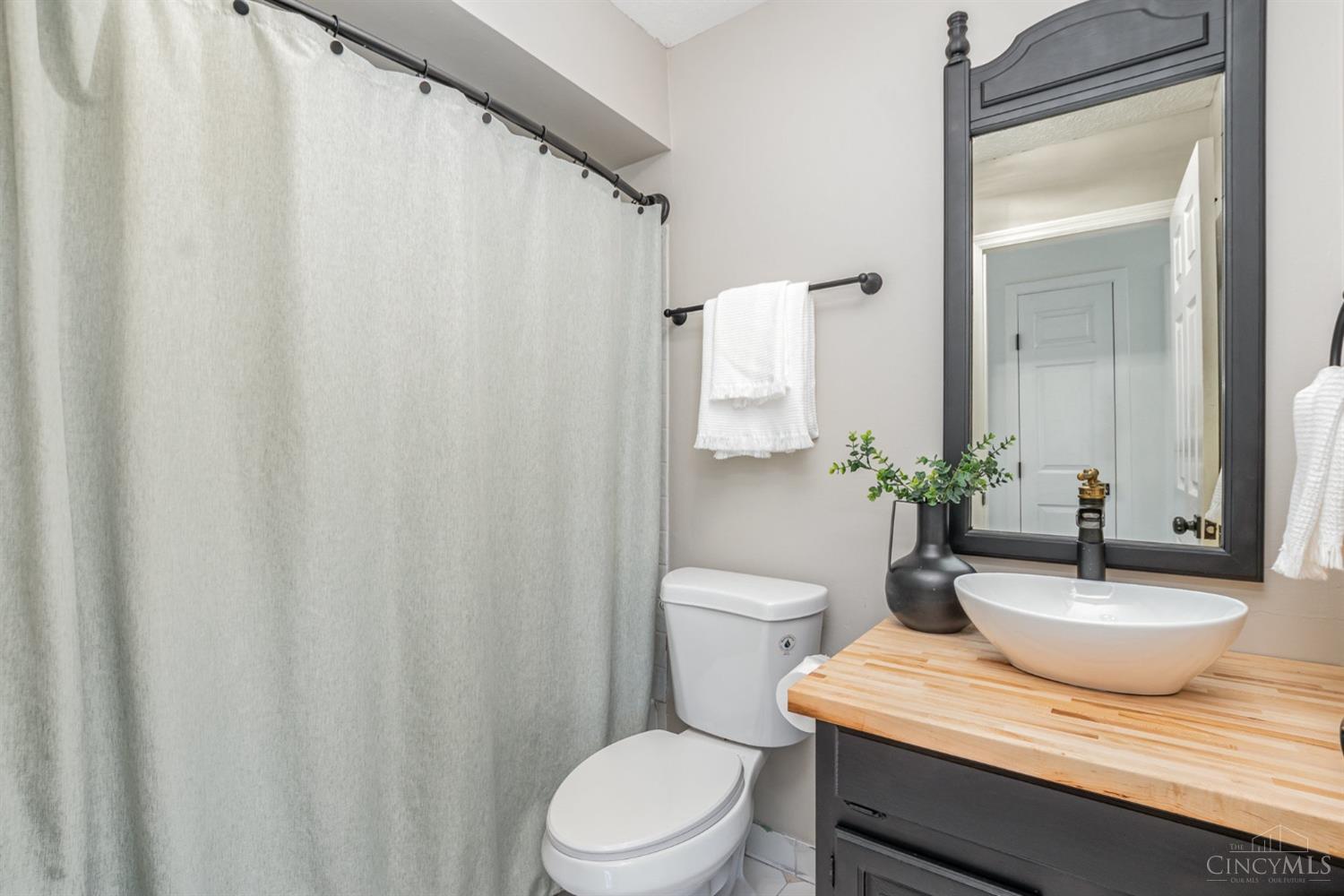 8960 Revere Run, West Chester, Ohio image 12