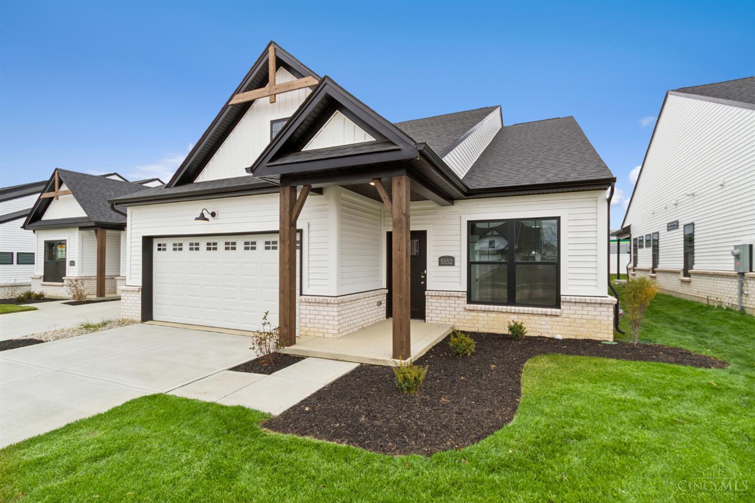 5552 Birch Court 9755