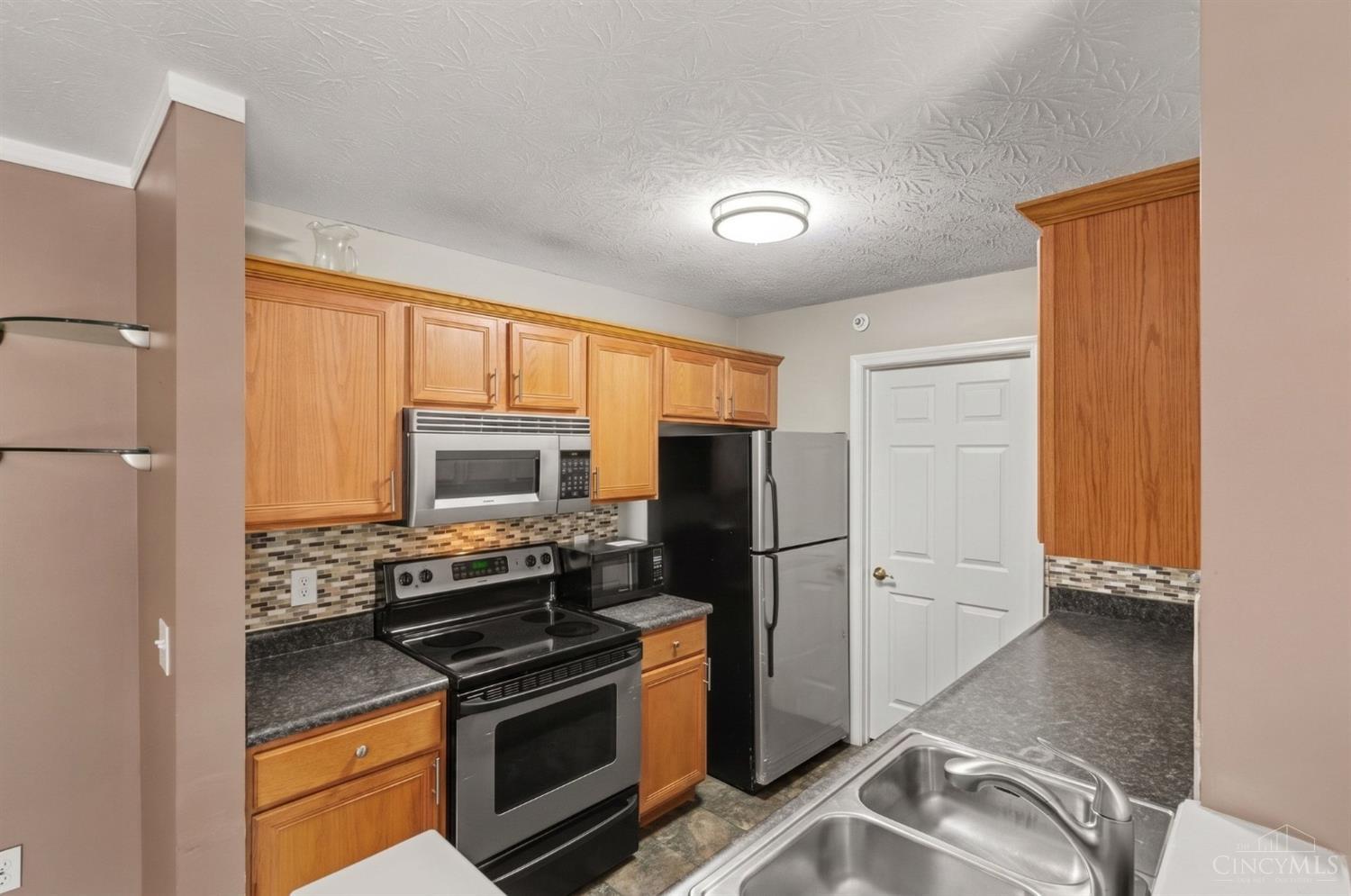 3404 North Bend Road 1