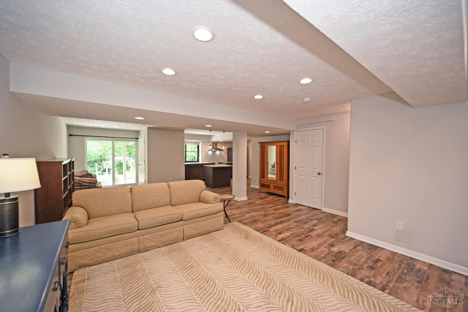 4197 Black Bear Drive, Lebanon, Ohio image 35