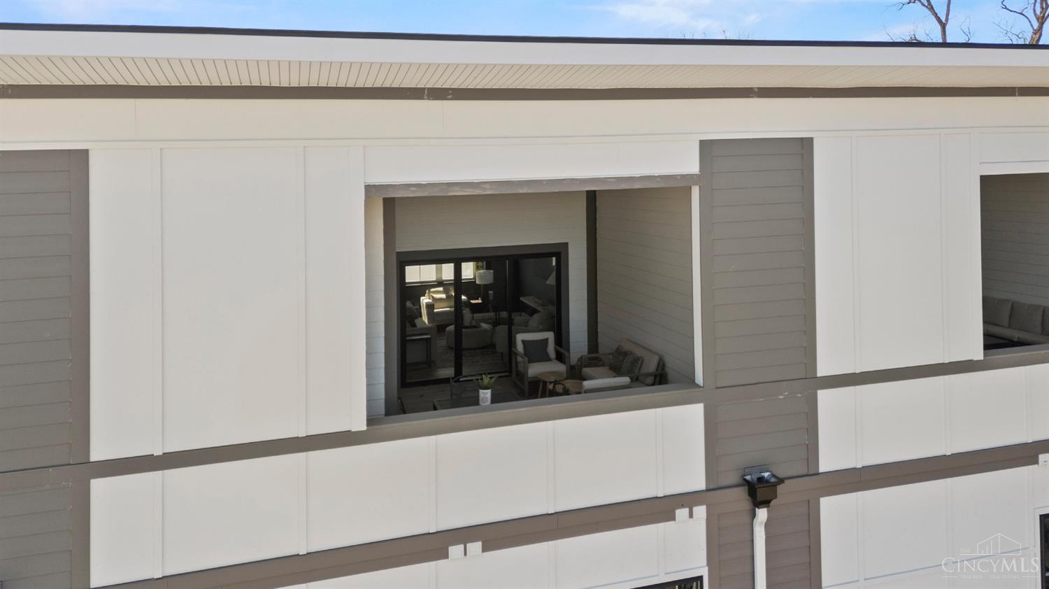 3725 Isabella Avenue 3