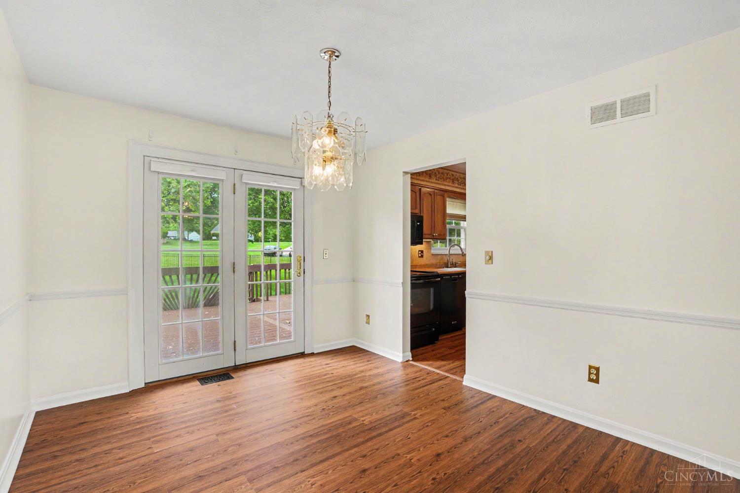 4483 Woodtrail Lane