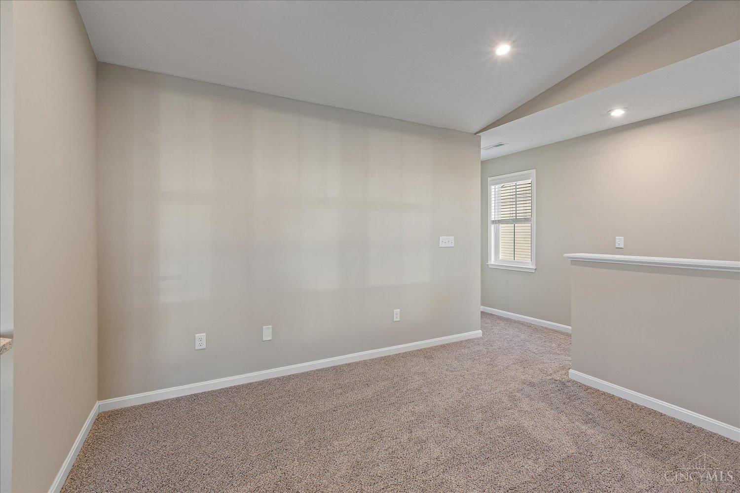 441 Bethpage Way 7-305