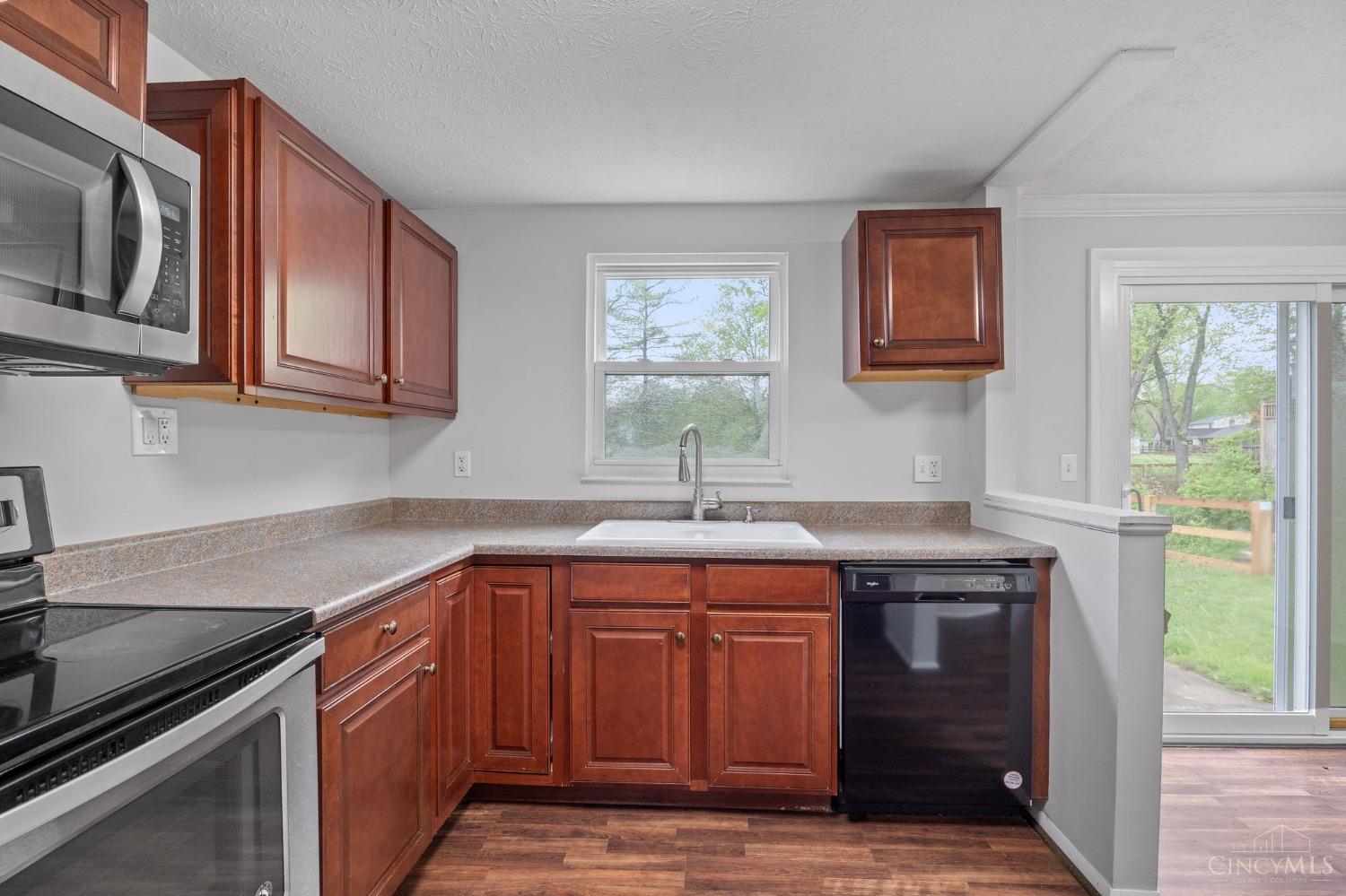 8903 Oxwood Court, Deerfield Twp., Ohio image 10