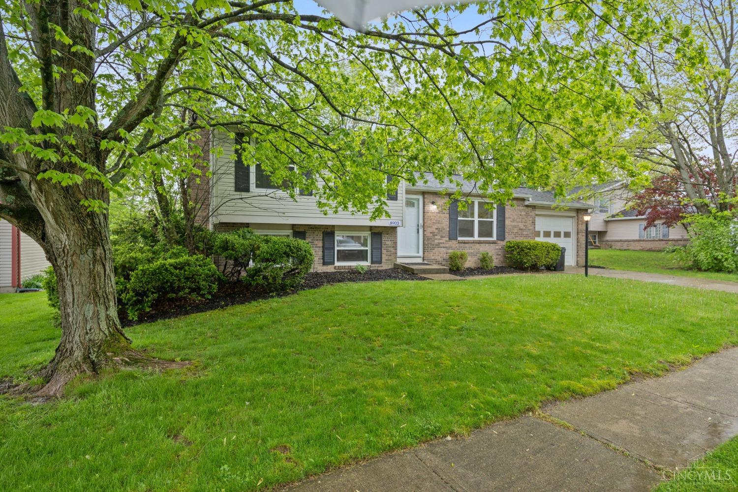 8903 Oxwood Court, Deerfield Twp., Ohio image 2