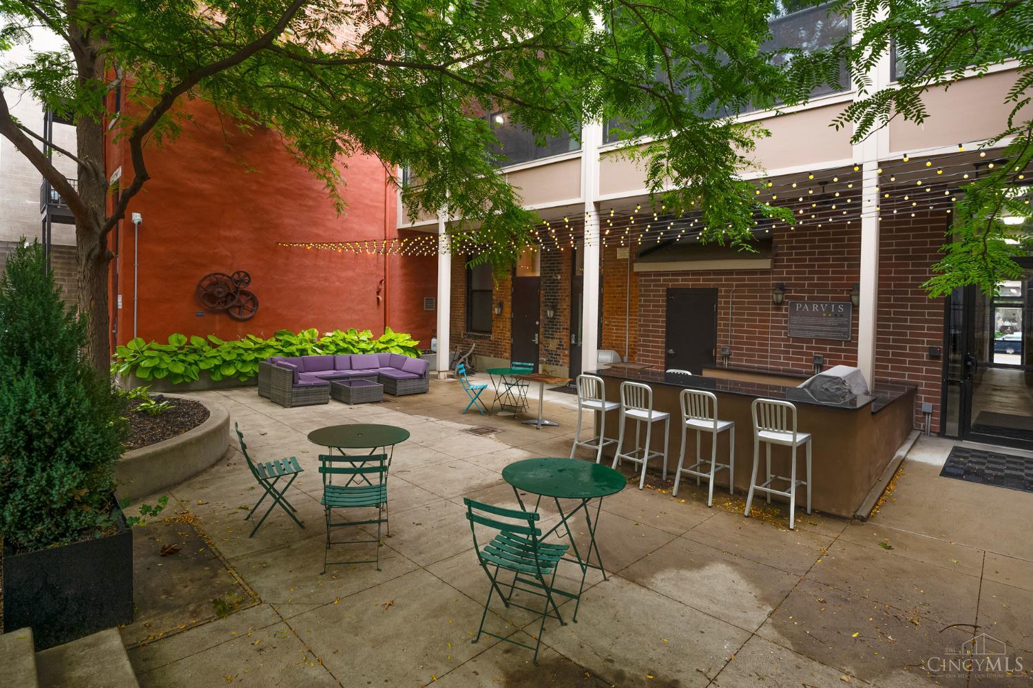 1407 Vine Street 202