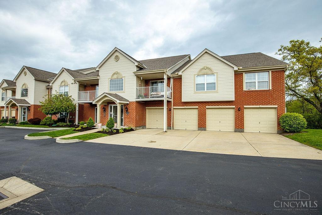 3950 Olde Savannah Drive #7, Colerain Twp, Ohio image 2