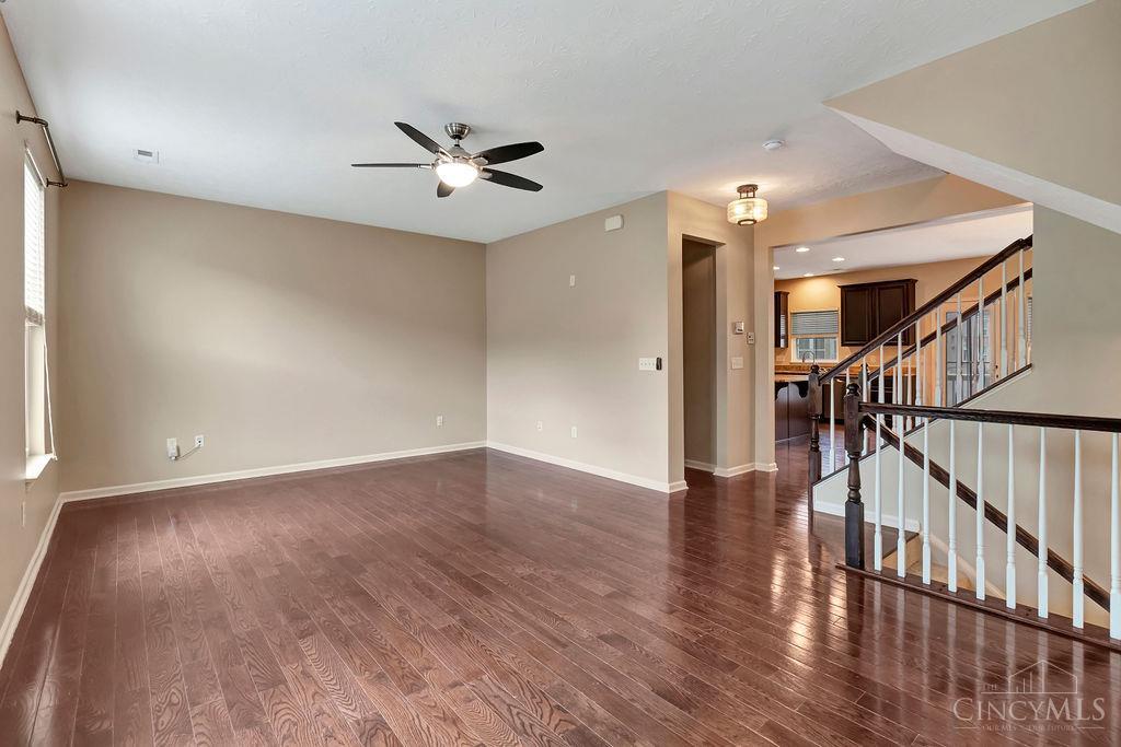 9563 Cobblestone Walk