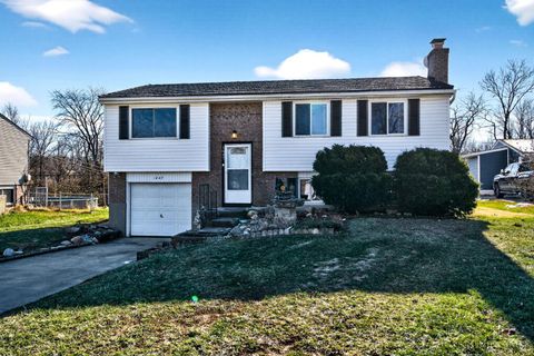 Photo of 1847 Del Rio Drive, Hanover Township, OH 45013 (MLS # 1863690)