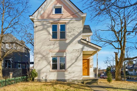 Photo of 3244 Glenmore Avenue, Cincinnati, OH 45211 (MLS # 1867069)