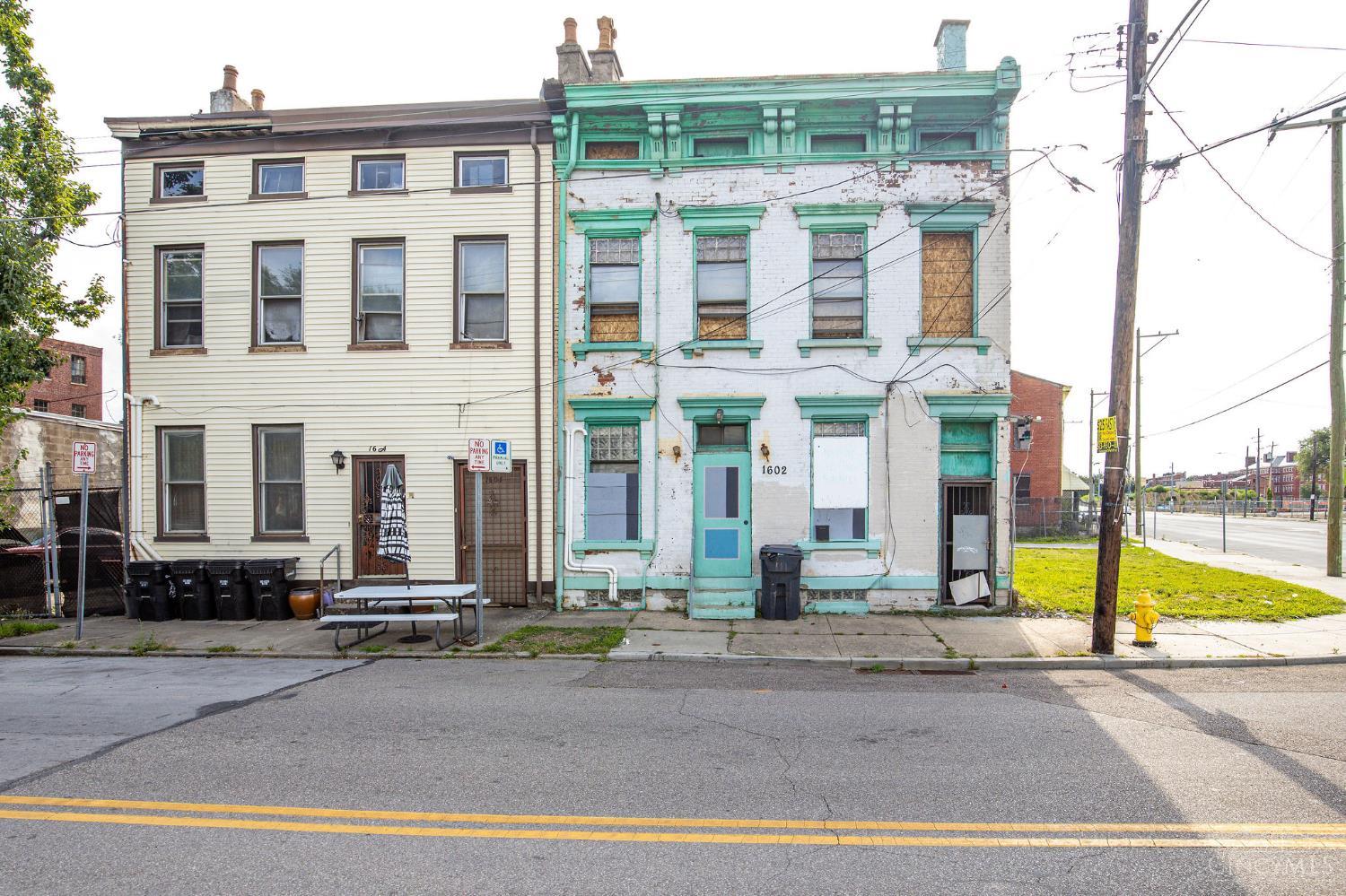 1602 John Street