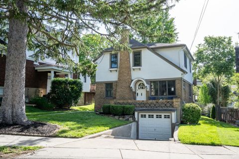 Photo of 1314 Duncan Avenue, Cincinnati, OH 45208 (MLS # 1879016)