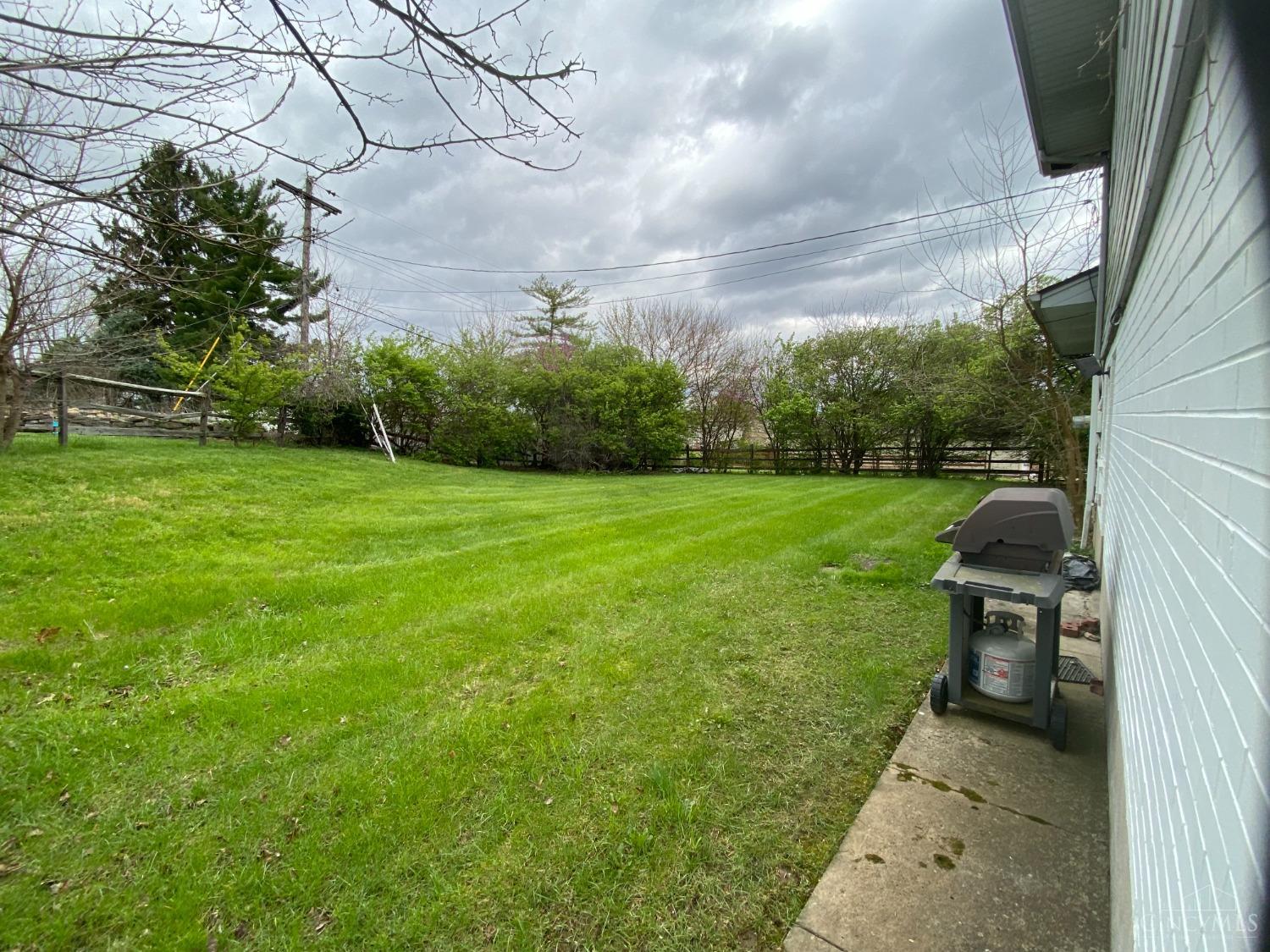 2580 Cranbrook Drive, Colerain Twp, Ohio image 4