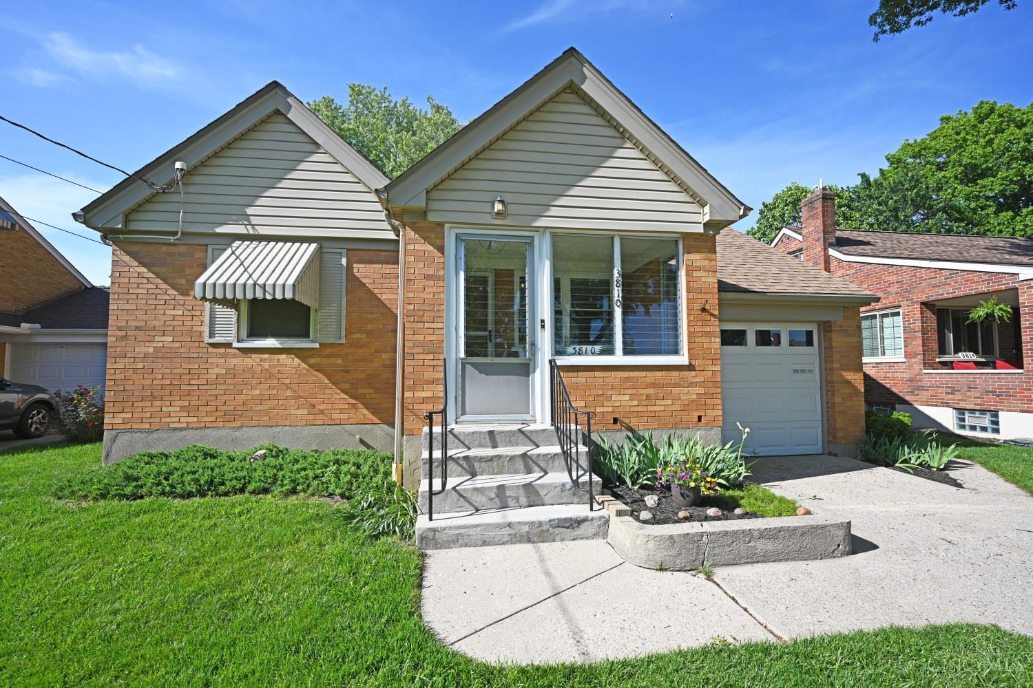 3810 S Broadlawn Circle