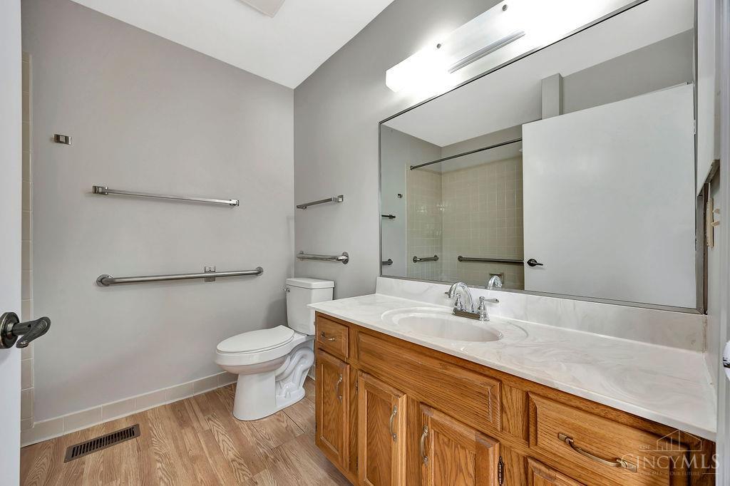 82 Schroder Lane, Hamilton, Ohio image 23