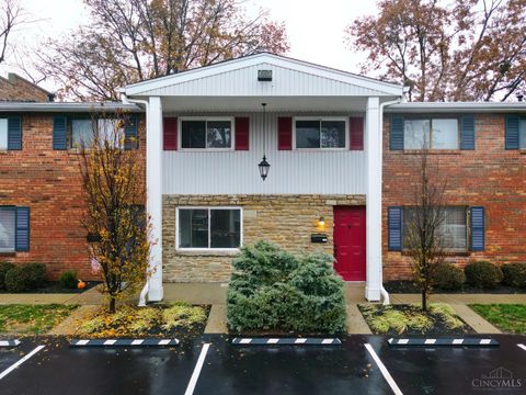 Photo of 7752 Montgomery Road #25, Sycamore Township, OH 45236 (MLS # 1863000)