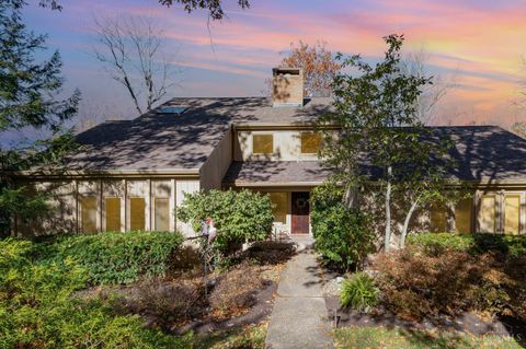 Photo of 559 Asbury Road, Anderson Township, OH 45255 (MLS # 1863956)