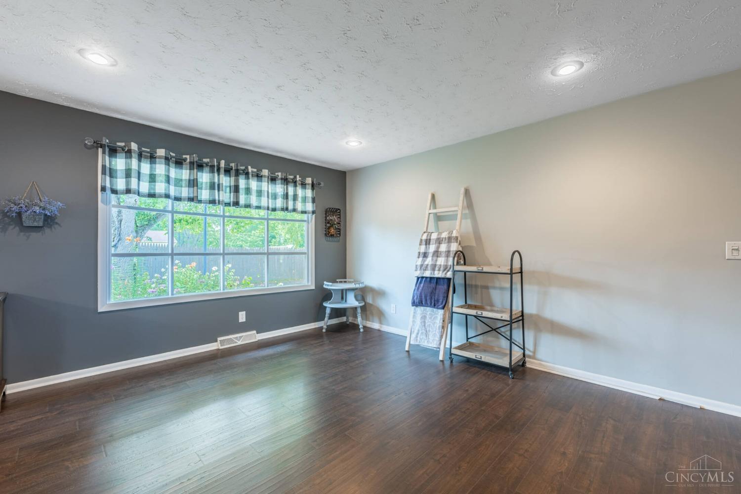 5257 Montgomery Avenue, Franklin, Ohio image 3