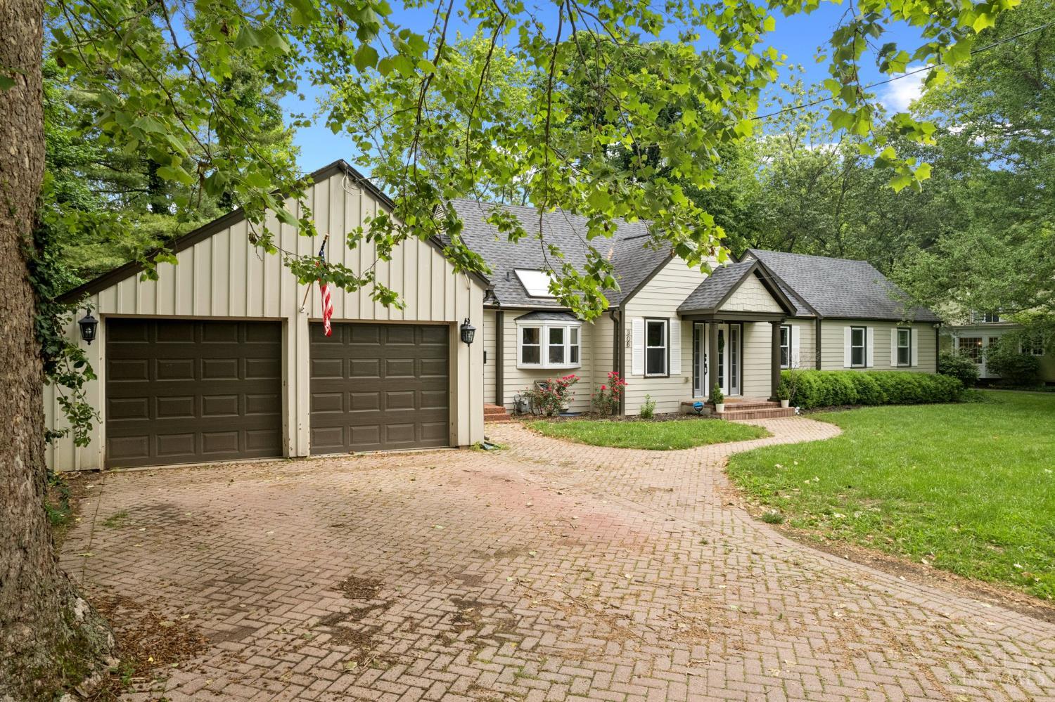 308 Oxford Avenue, Terrace Park, Ohio image 3
