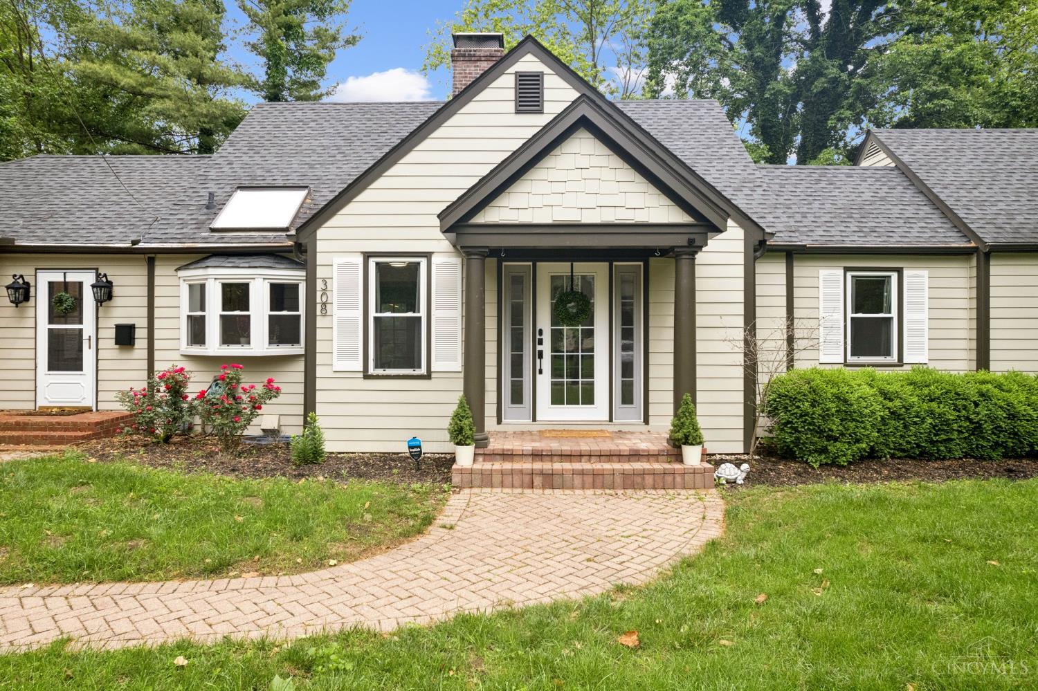 308 Oxford Avenue, Terrace Park, Ohio image 2