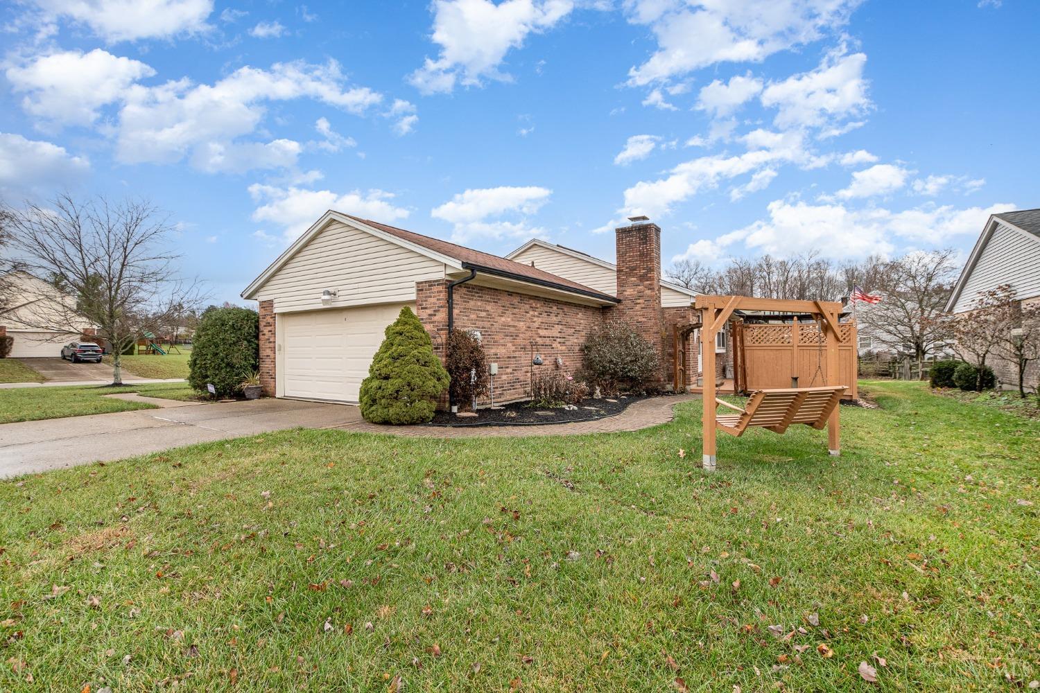 5638 Fawn Wood Lane, Colerain Twp, Ohio image 25