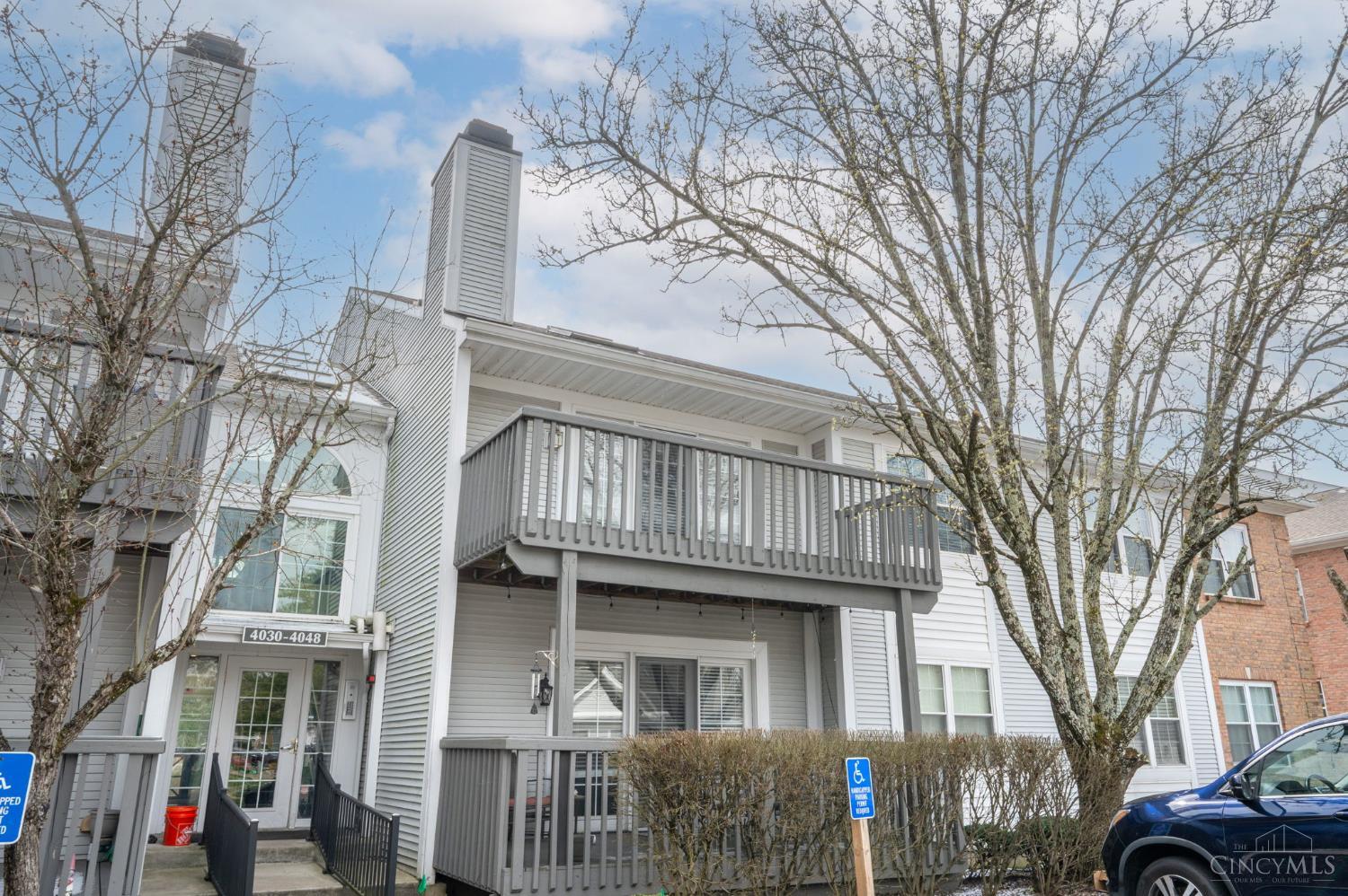 4044 White Chapel Lane