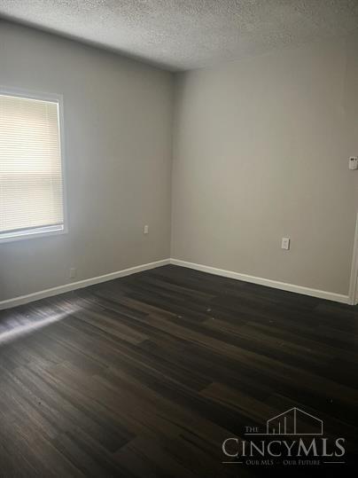 Cleves, Ohio 45002, United States, 2 Bedrooms Bedrooms, ,1 BathroomBathrooms,Residential,Active,237928