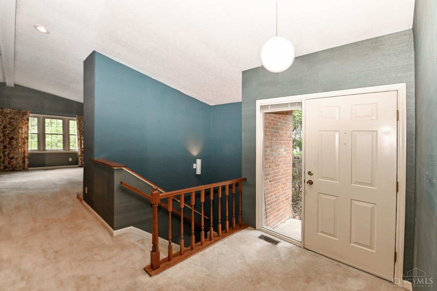 1001 Shakertown Court