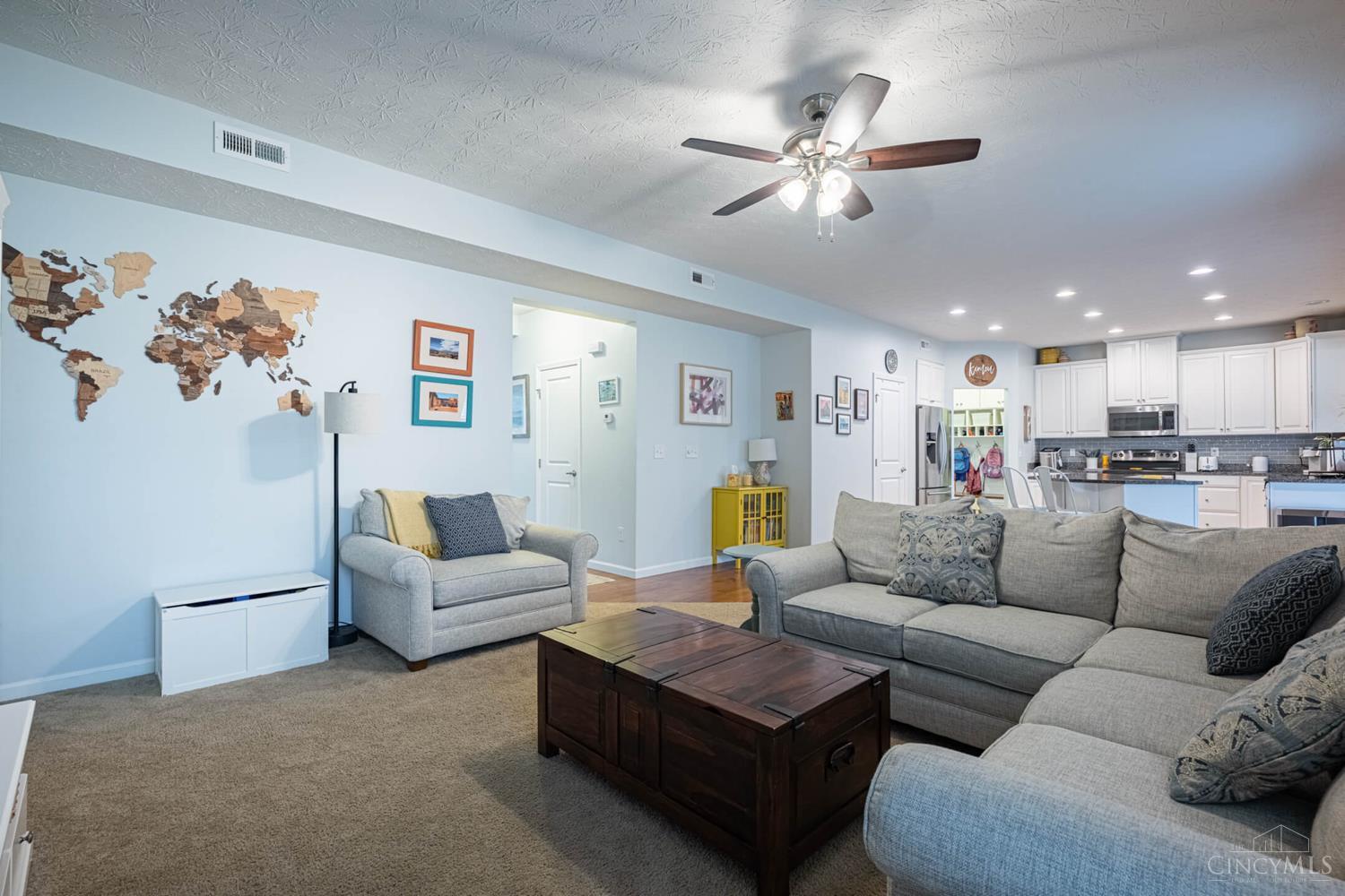 8157 Bushclover Drive, Tipp City, Ohio image 12