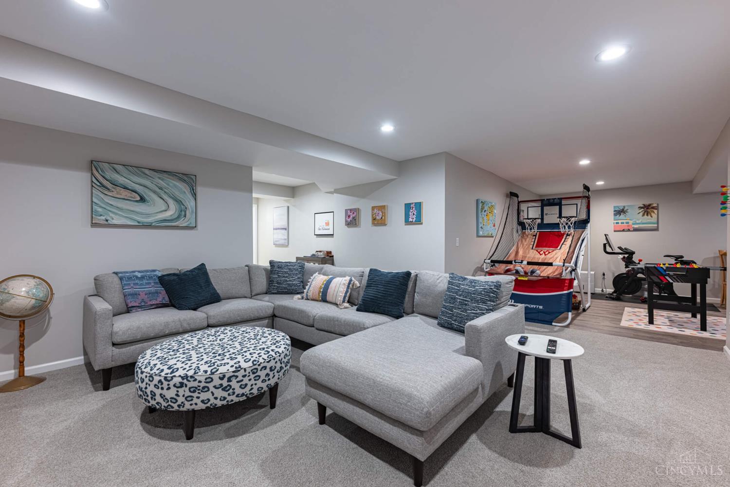 8157 Bushclover Drive, Tipp City, Ohio image 36