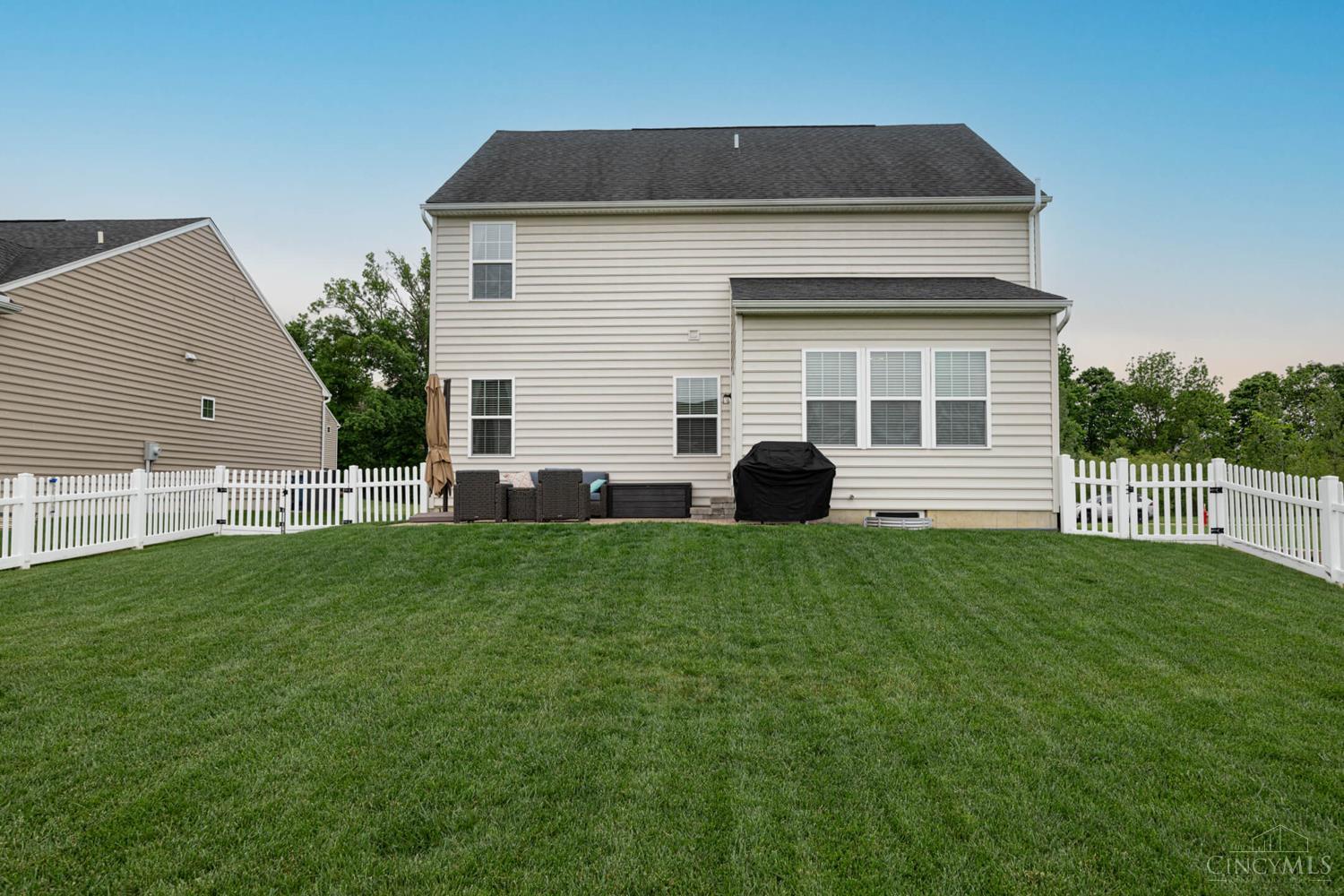 8157 Bushclover Drive, Tipp City, Ohio image 44