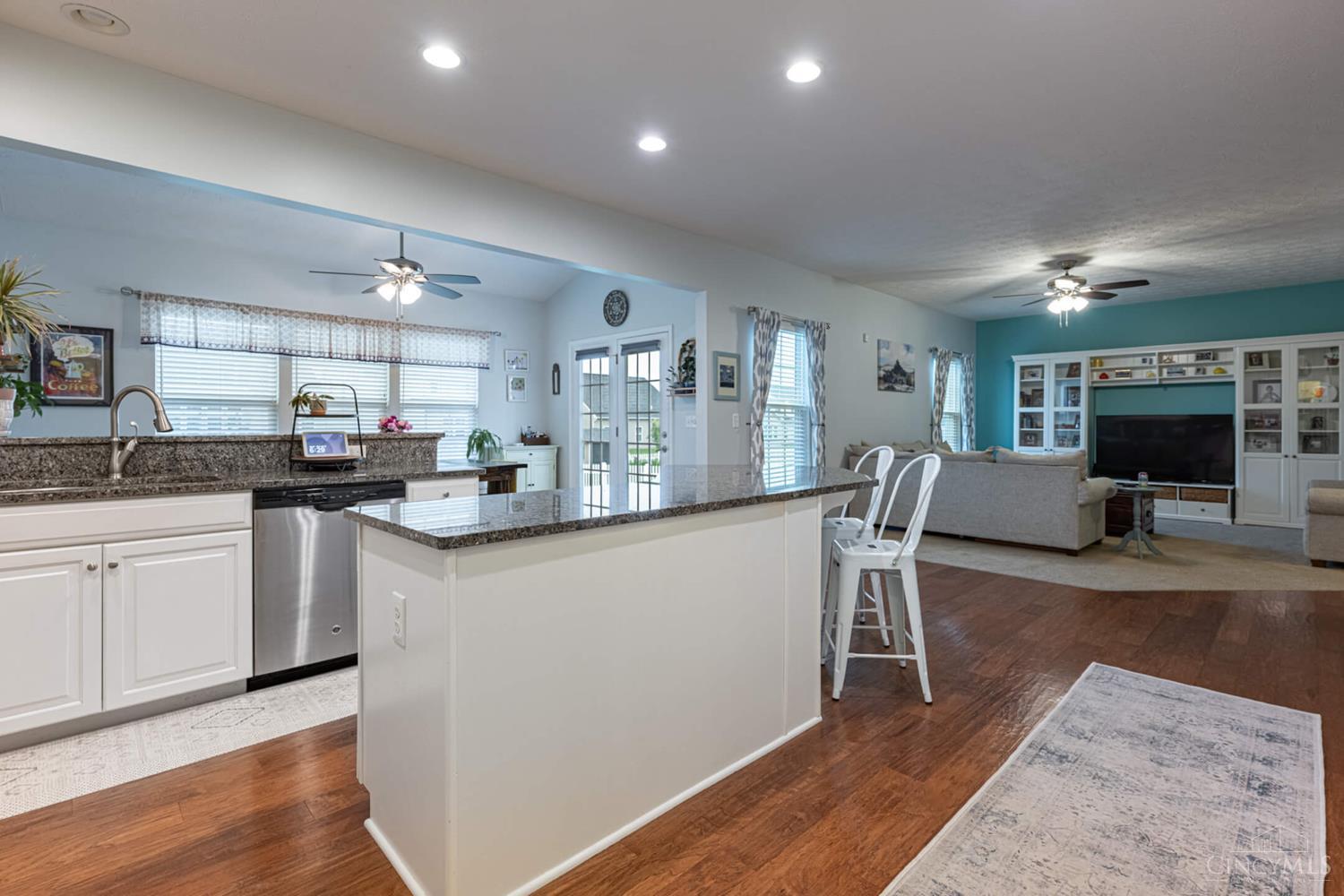 8157 Bushclover Drive, Tipp City, Ohio image 6