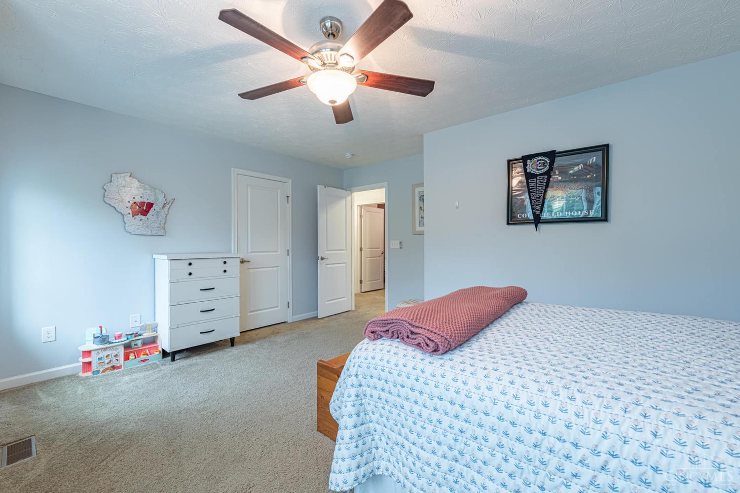 8157 Bushclover Drive, Tipp City, Ohio image 23