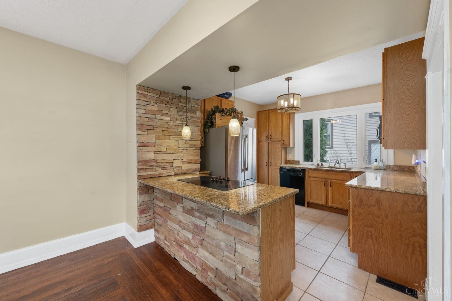 11160 Oak Street, Sharonville, Ohio image 14
