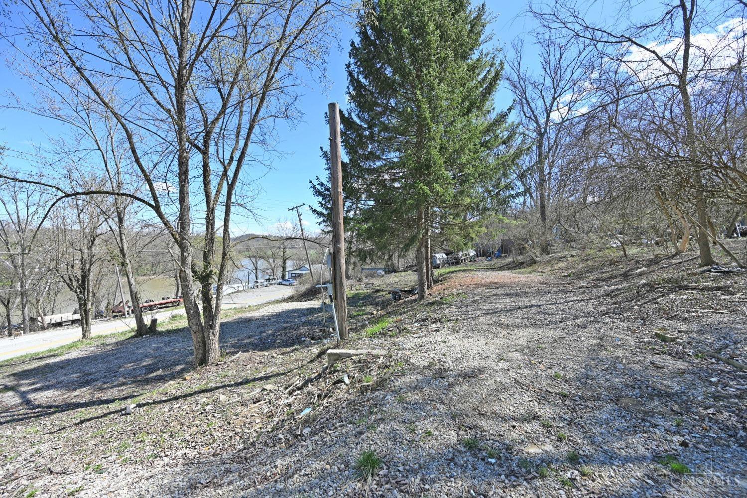 9807 Miamiview Road, Miami Twp, Ohio image 3