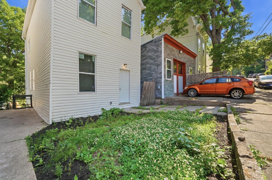 634 Tafel Street