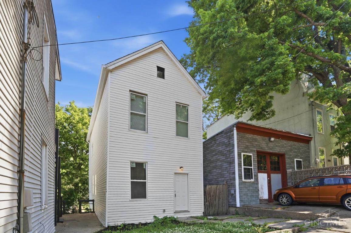 634 Tafel Street