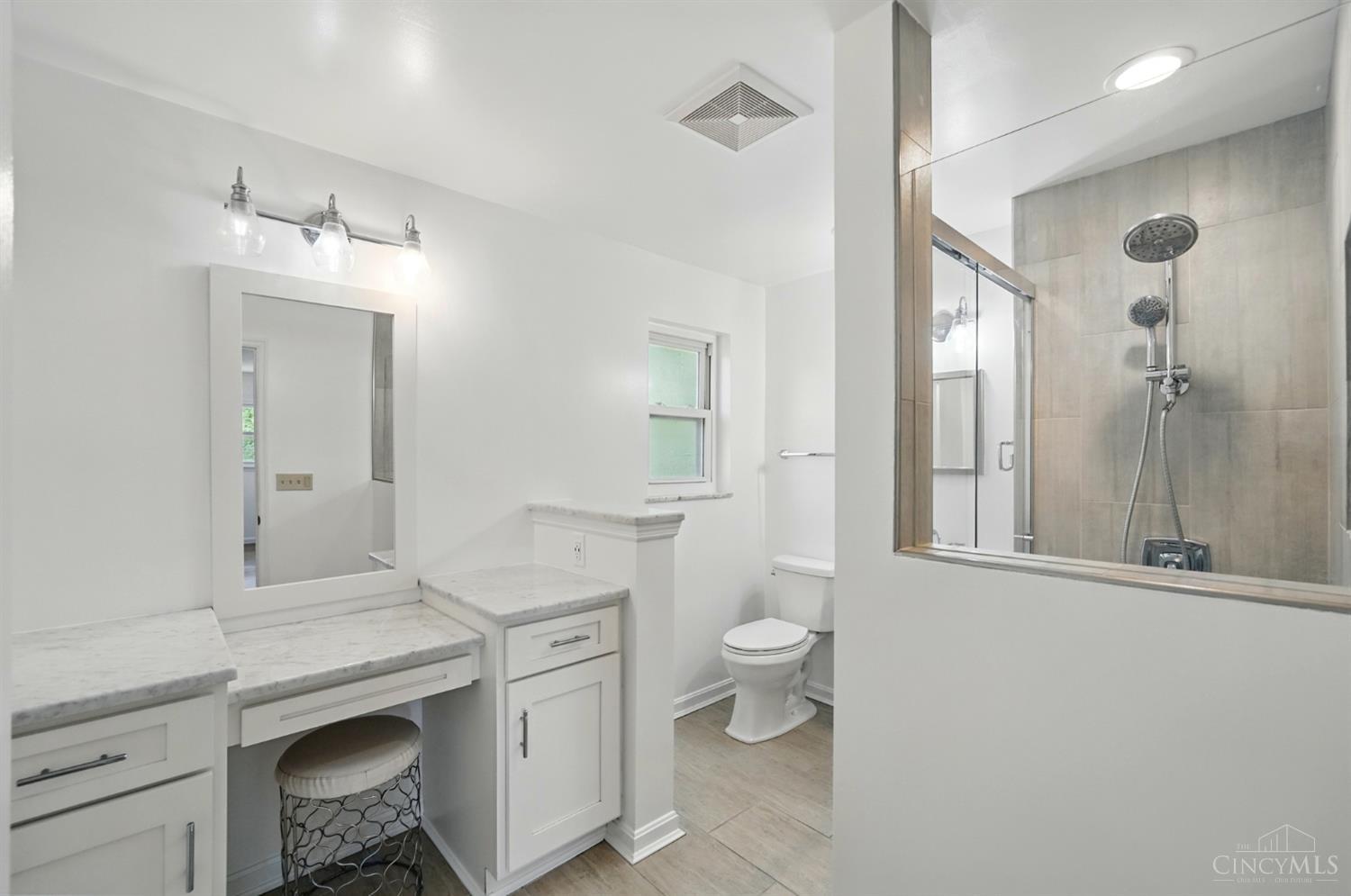 10726 Lanyard Dr, Montgomery, Ohio image 31