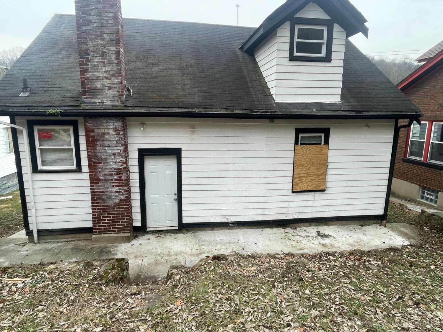 2040 Queen City Avenue