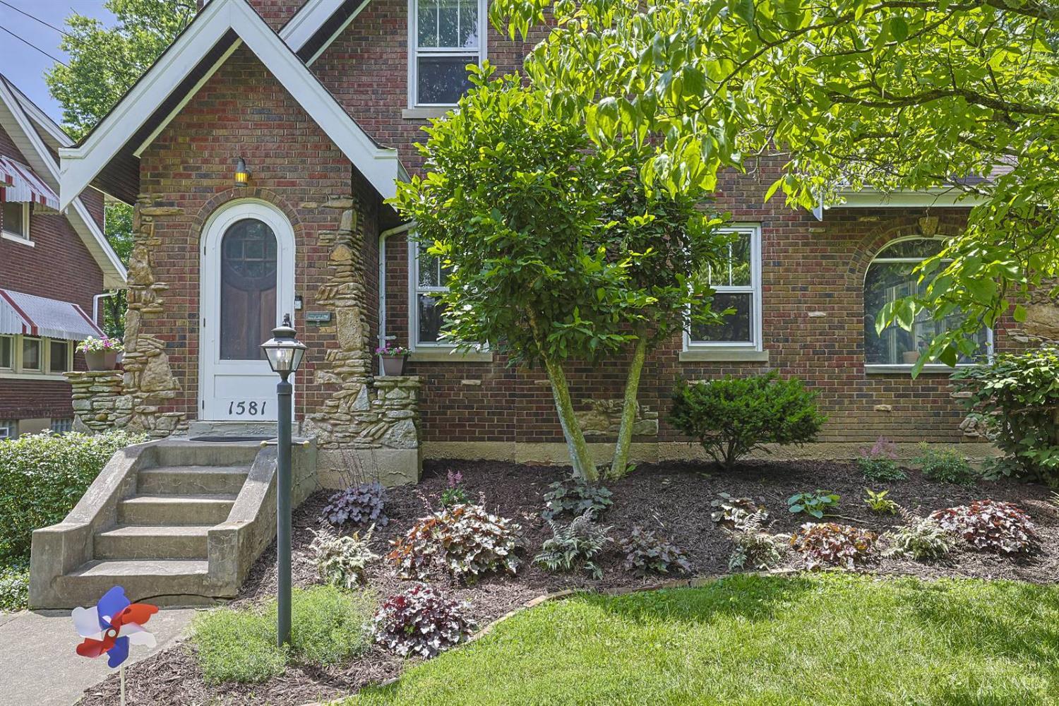 1581 Wittekind Terrace