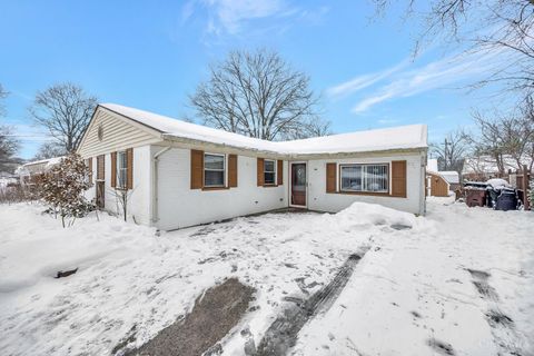 Photo of 10918 Newmarket Drive, Colerain Township, OH 45251 (MLS # 1868311)