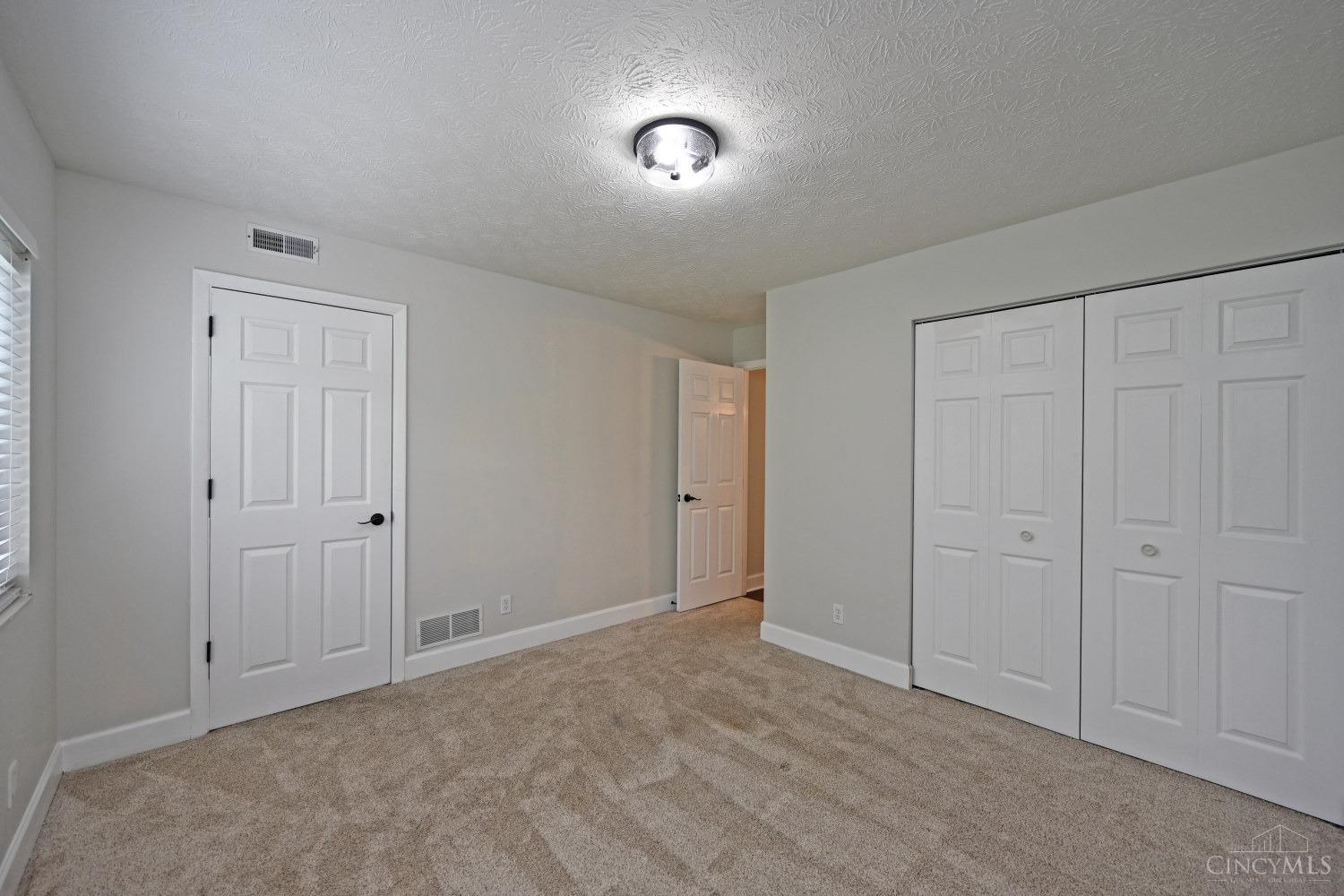 1544 W Galbraith Road #408, North College Hill, Ohio image 19