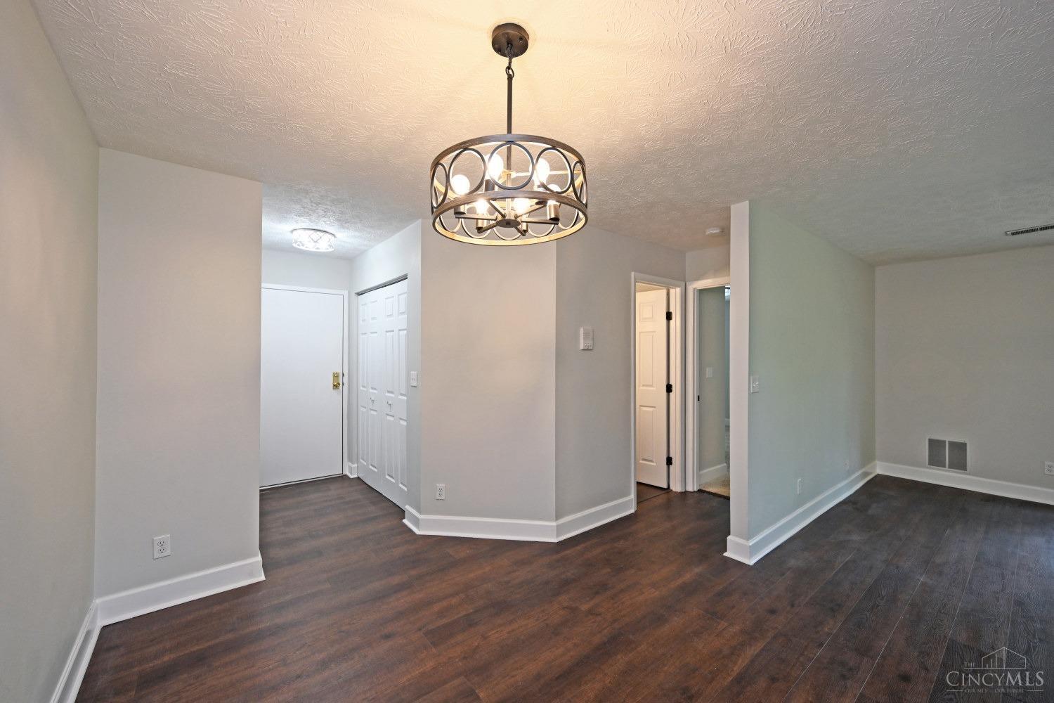 1544 W Galbraith Road #408, North College Hill, Ohio image 12