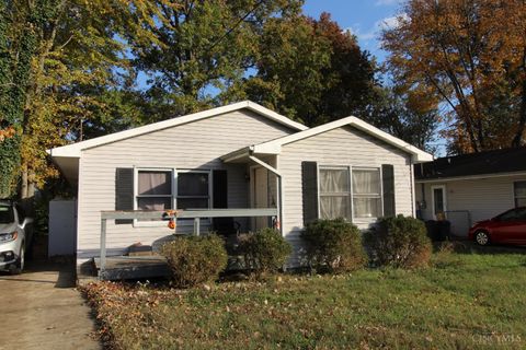 Photo of 12152 Seventh Avenue, Sycamore Township, OH 45249 (MLS # 1871750)