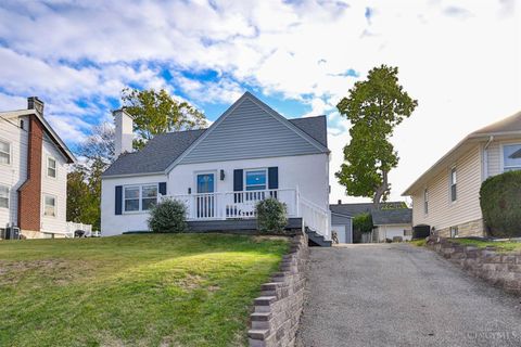 7806 Lake Avenue Deer Park OH 45236