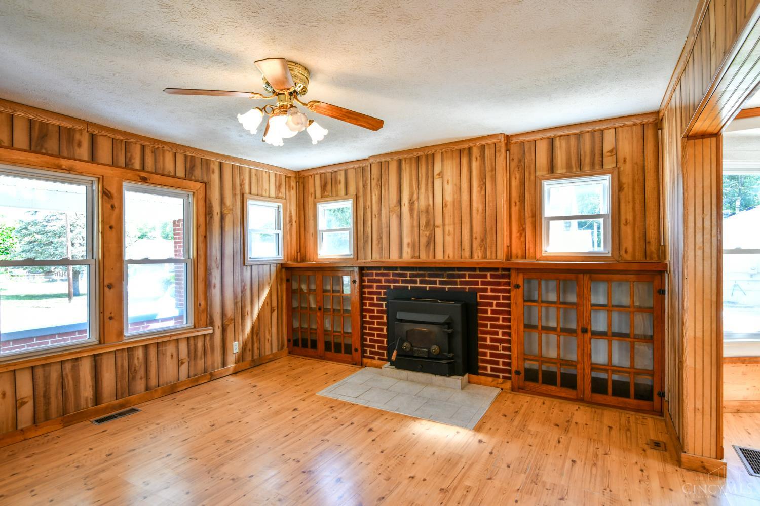 Franklin, Ohio 45005, United States, 3 Bedrooms Bedrooms, ,1 BathroomBathrooms,Residential,Pending,205770