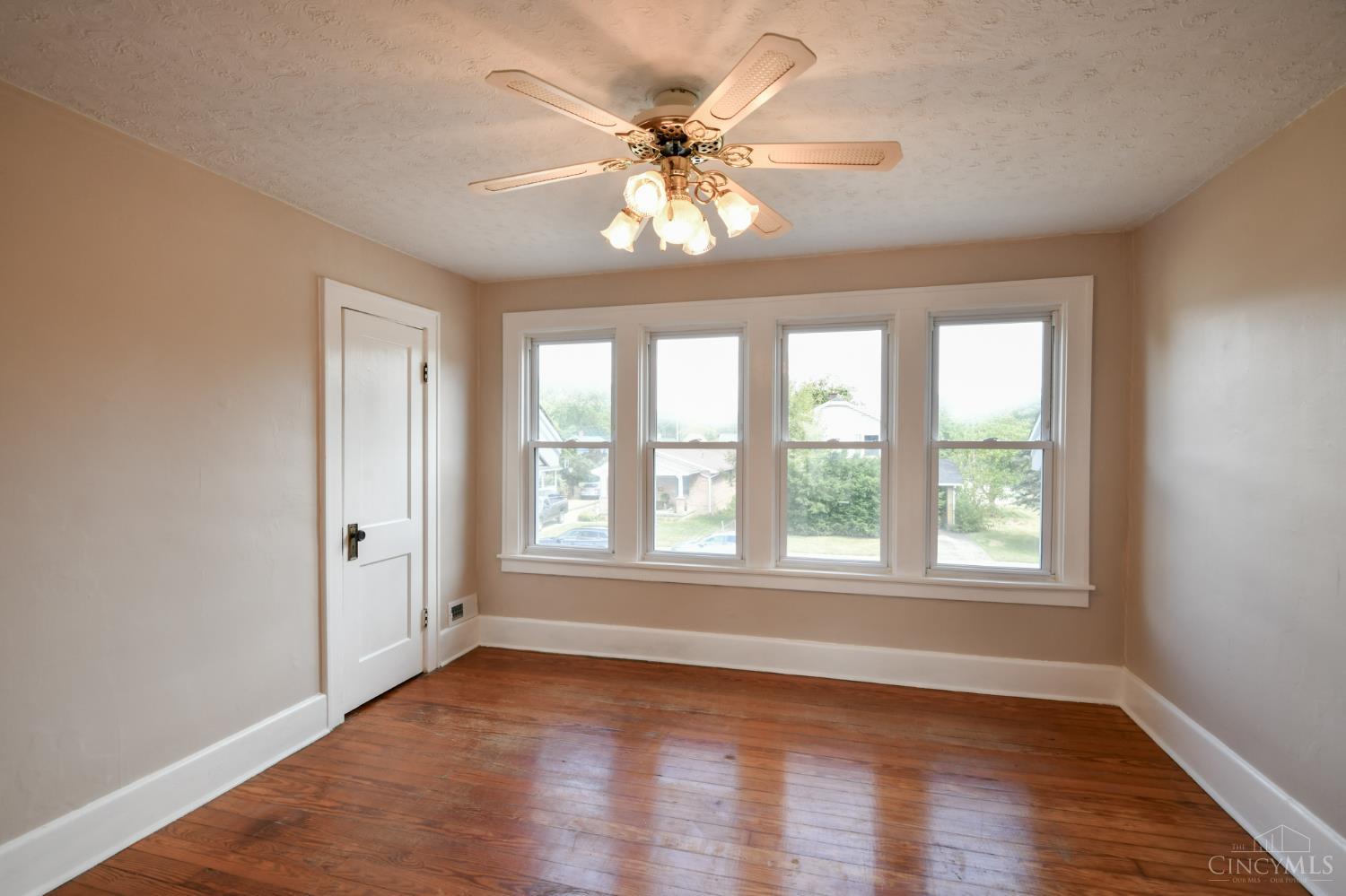 Franklin, Ohio 45005, United States, 3 Bedrooms Bedrooms, ,1 BathroomBathrooms,Residential,Pending,205770