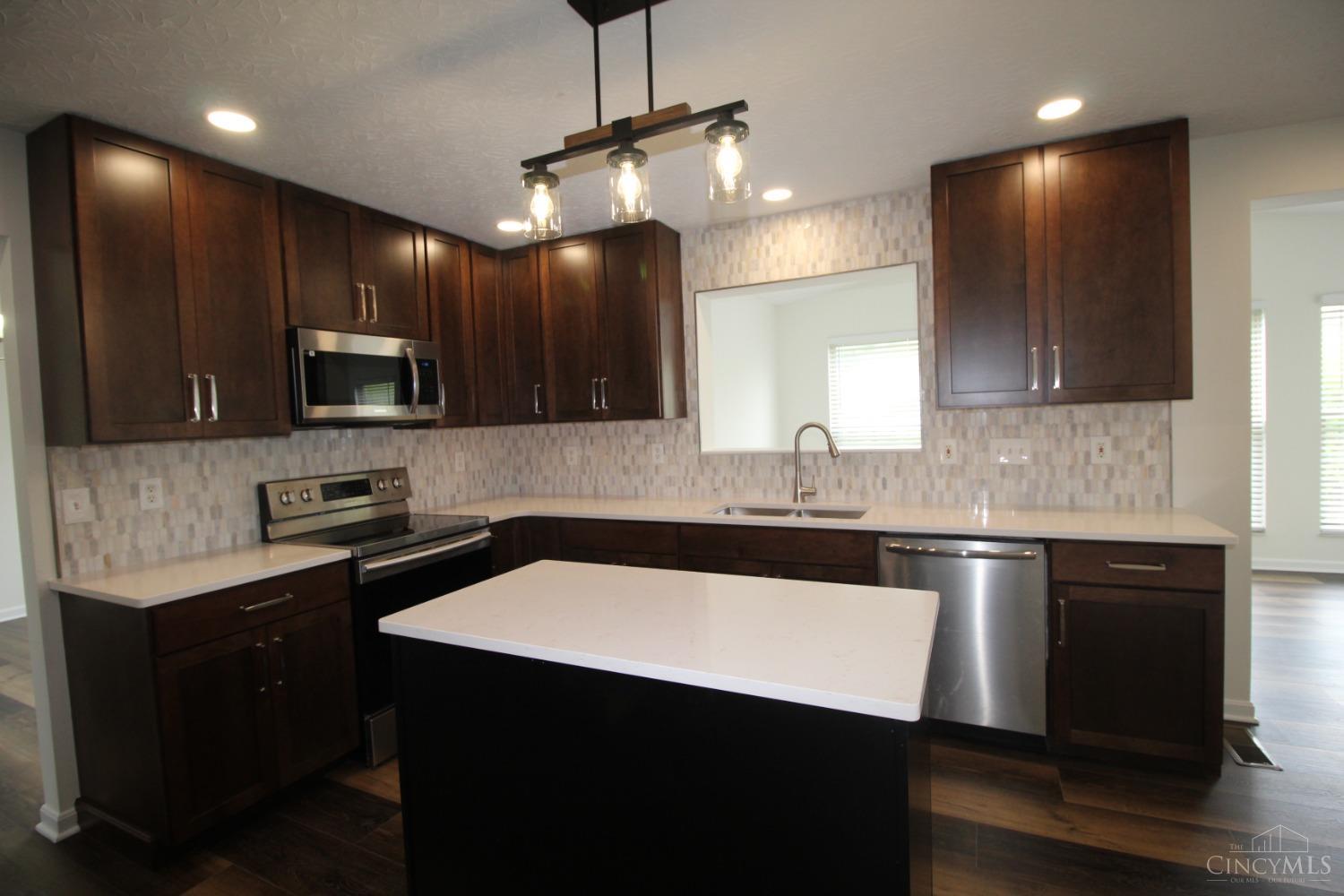5879 Westfield Court, Mason, Ohio image 3