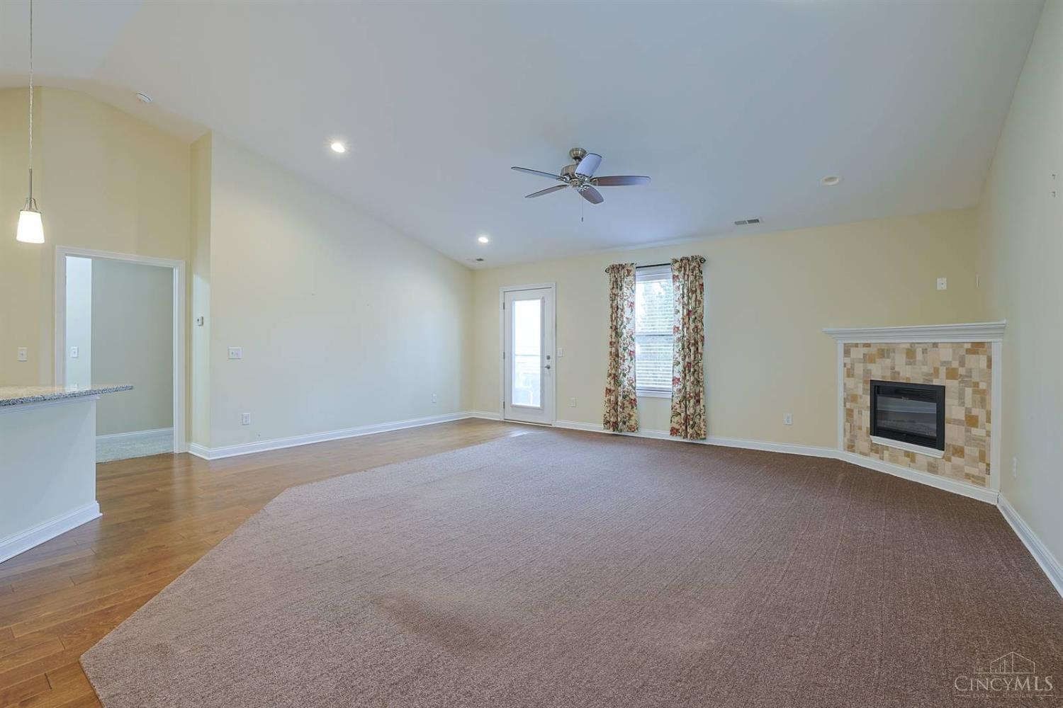 715 Villa Court
