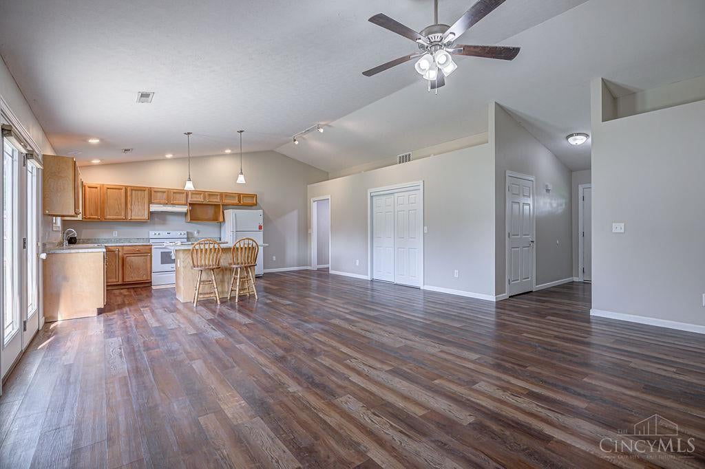 271 Lakengren Drive